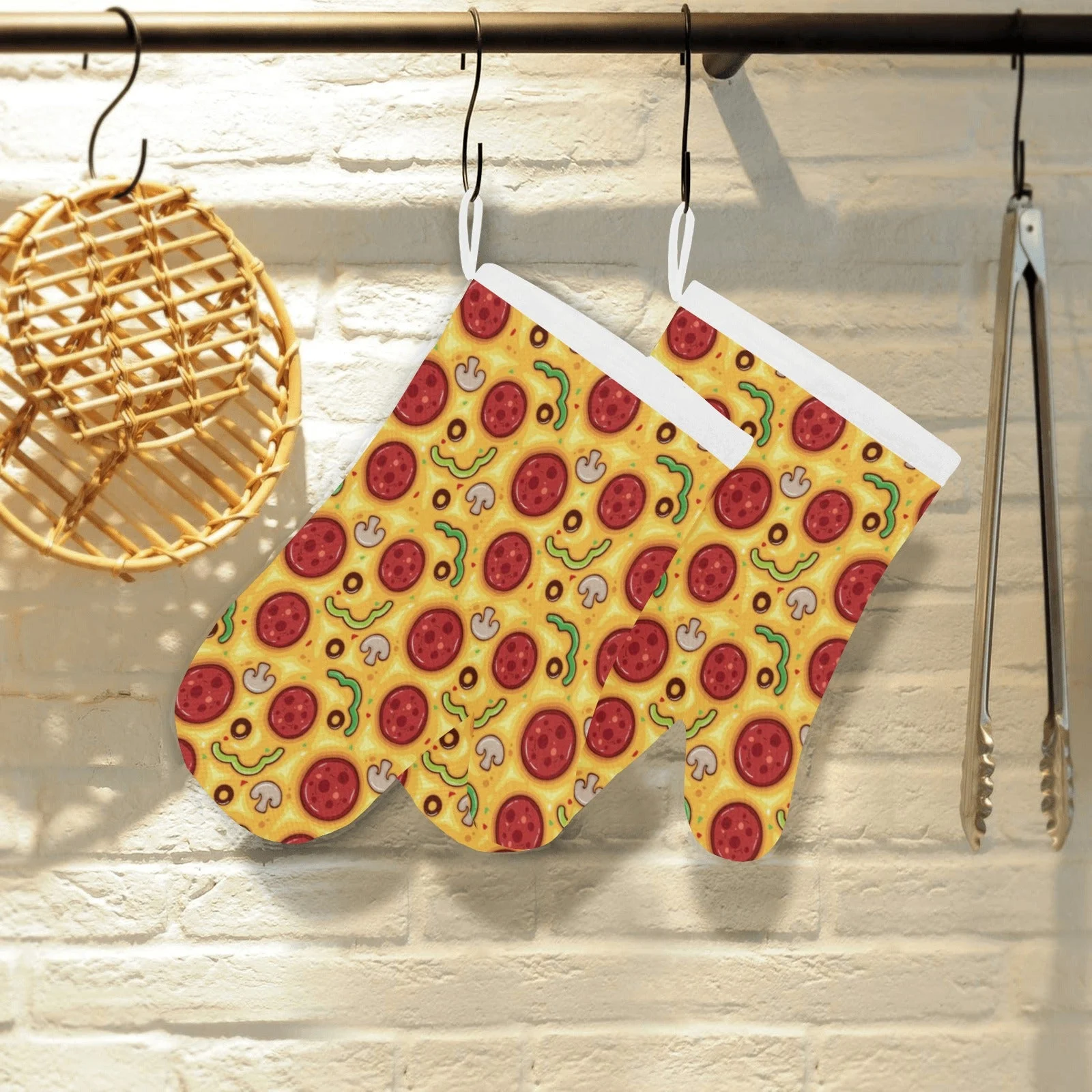 Pizza Texture Pattern Heat Resistant Oven Mitts Pot Holders Set Pizza Texture Pattern Heat Resistant Oven Mitts Pot Holders Set