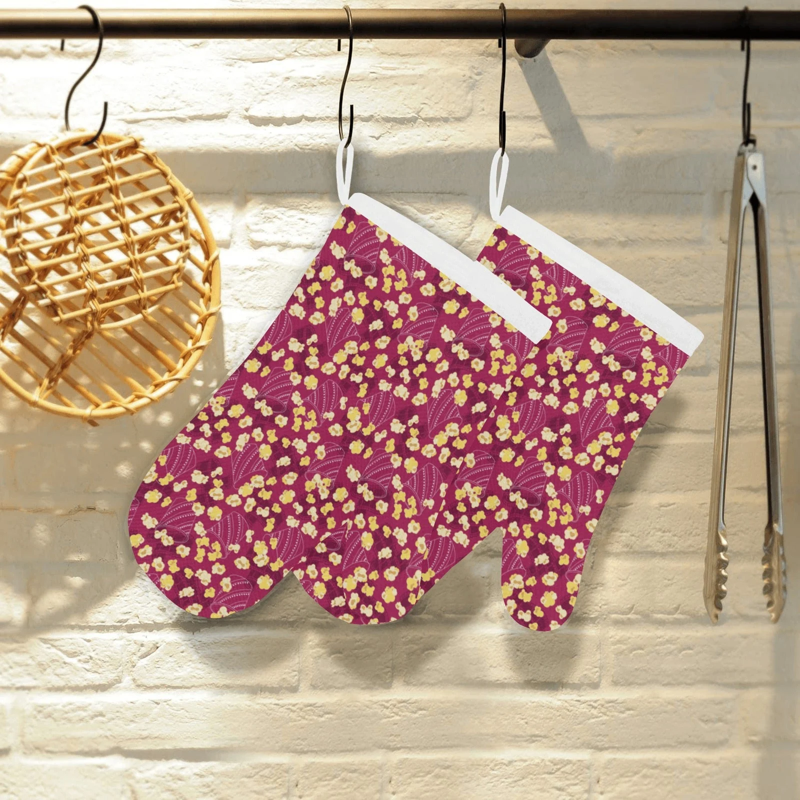 Popcorn Pattern Print Design 02 Heat Resistant Oven Mitts & Pot Holders Set Popcorn Pattern Print Design 02 Heat Resistant Oven Mitts & Pot Holders Set