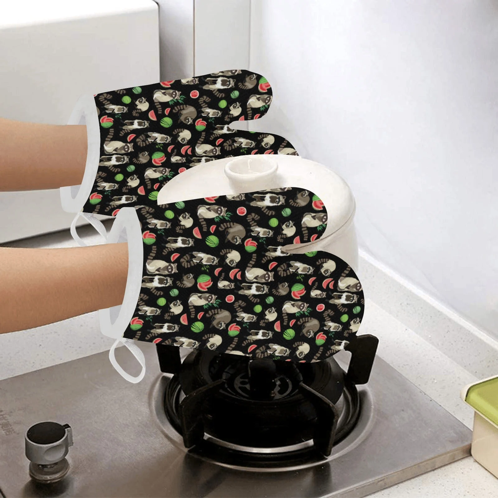 Raccoon Watermelon Pattern Heat Resistant Oven Mitts Pot Holders Set Raccoon Watermelon Pattern Heat Resistant Oven Mitts Pot Holders Set