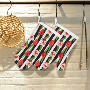 Red and White Tulips Pattern Heat Resistant Oven Mitts Pot Holders Set