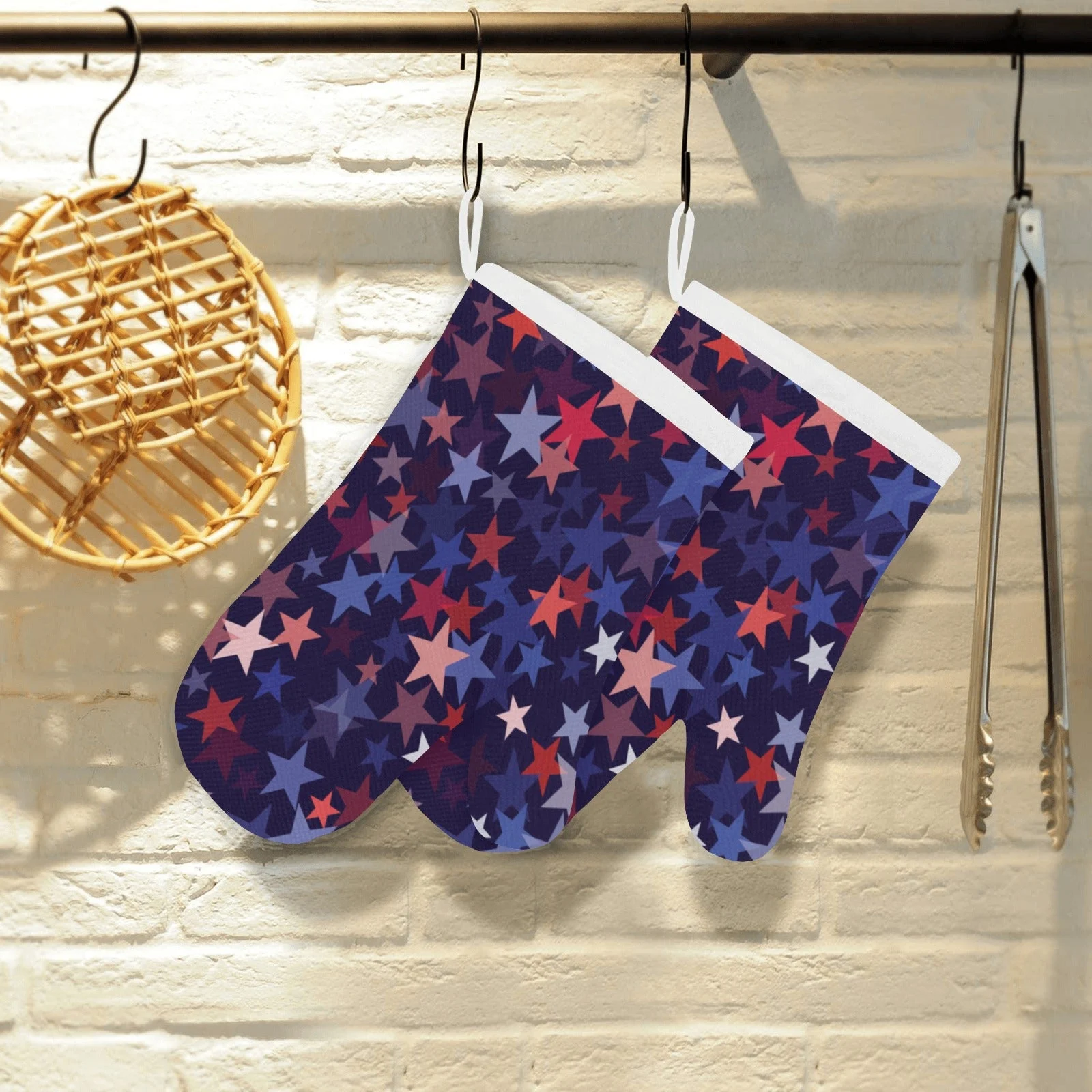 Red Blue Star Pattern Heat Resistant Oven Mitts Pot Holders Set Red Blue Star Pattern Heat Resistant Oven Mitts Pot Holders Set