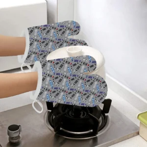 Skate Board Pattern Print Design 03 Heat Resistant Oven Mitts & Pot Holders Set