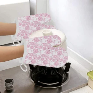 Sketch Guava Pattern Heat Resistant Oven Mitts Pot Holders Set