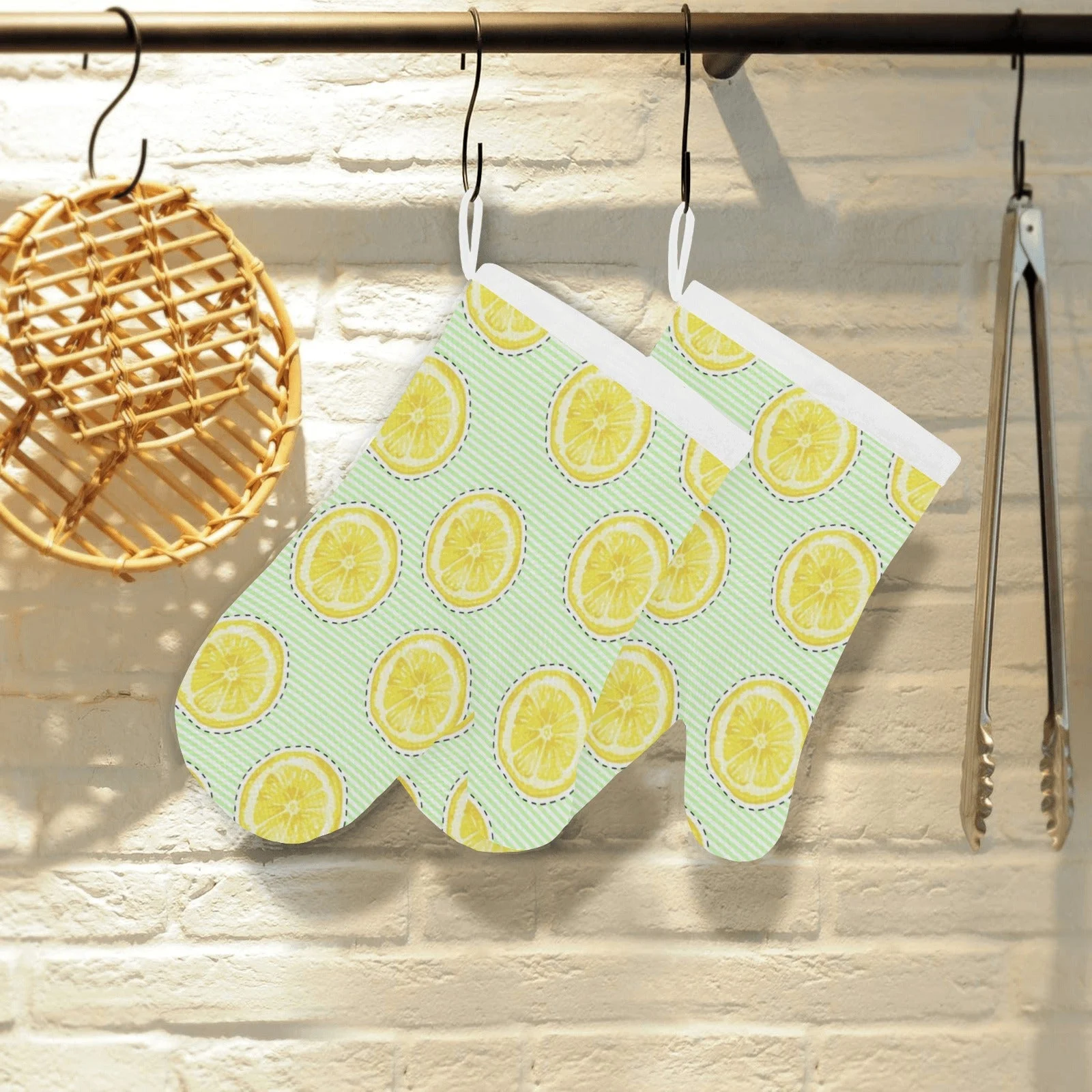 Slice of Lemon Pattern Heat Resistant Oven Mitts Pot Holders Set Slice of Lemon Pattern Heat Resistant Oven Mitts Pot Holders Set