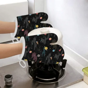 Space Pattern Heat Resistant Oven Mitts Pot Holders Set