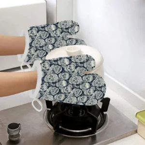 Sugar Skull Black White Pattern Heat Resistant Oven Mitts Pot Holders Set