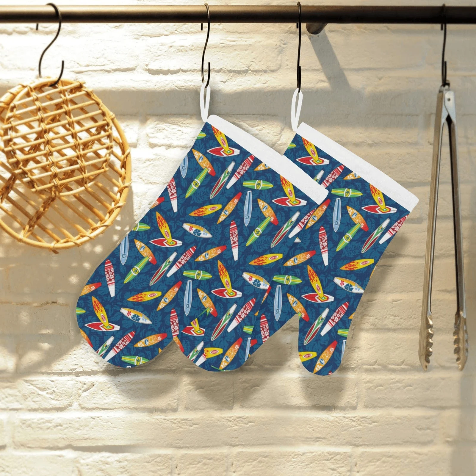 Surfboard Pattern Print Design 01 Heat Resistant Oven Mitts & Pot Holders Set Surfboard Pattern Print Design 01 Heat Resistant Oven Mitts & Pot Holders Set