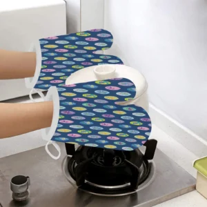 Surfboard Pattern Print Design 03 Heat Resistant Oven Mitts & Pot Holders Set