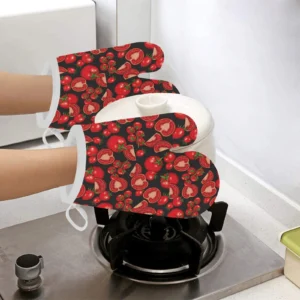 Tomato Black Background Heat Resistant Oven Mitts Pot Holders Set