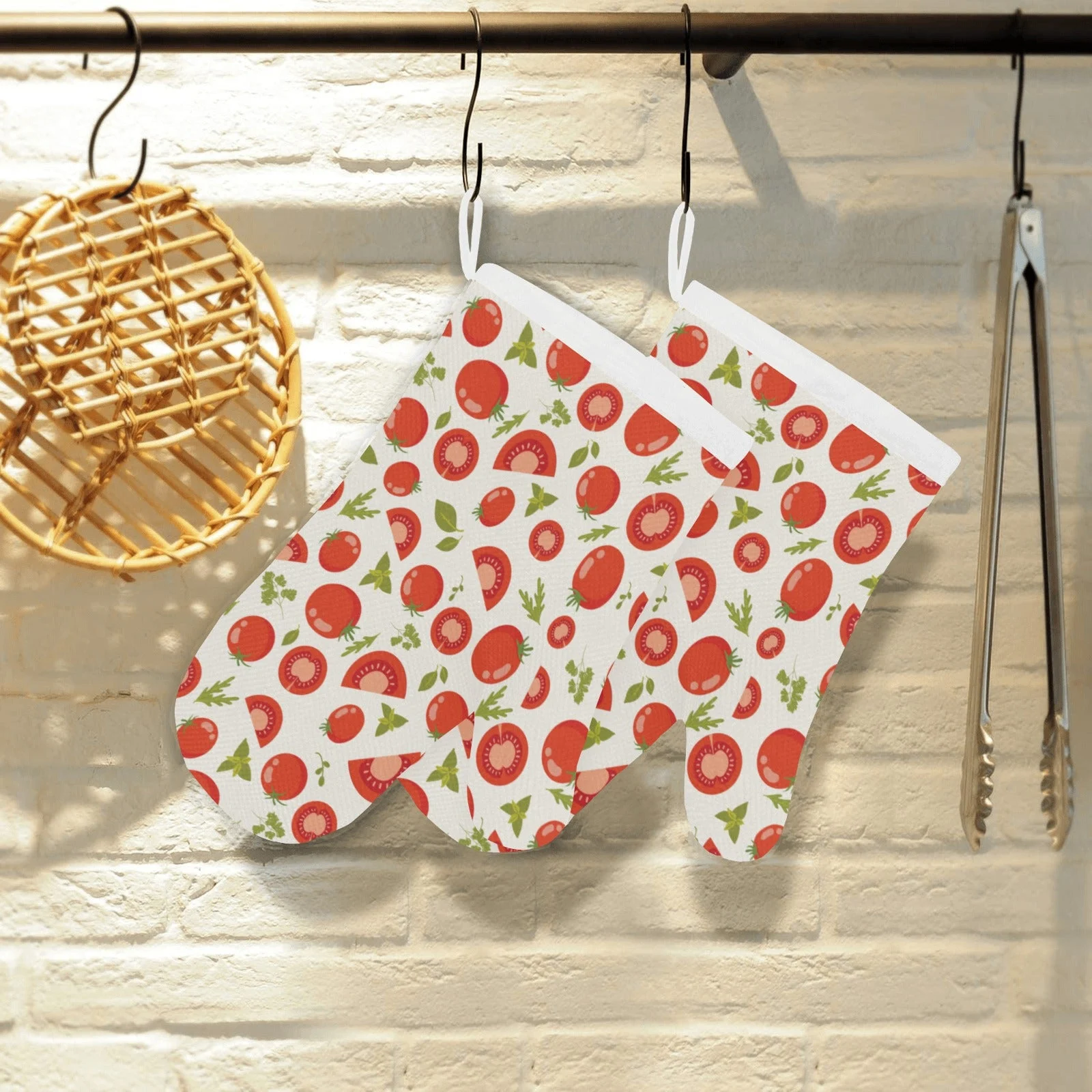 Tomato Pattern Heat Resistant Oven Mitts Pot Holders Set Tomato Pattern Heat Resistant Oven Mitts Pot Holders Set
