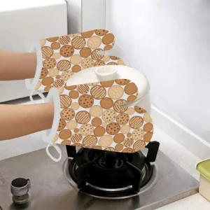 Various Cookie Pattern Heat Resistant Oven Mitts Pot Holders Set