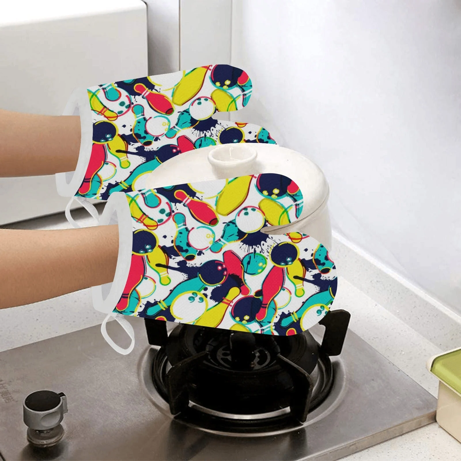 Watercolor Bowling Ball Pins Heat Resistant Oven Mitts Pot Holders Set Watercolor Bowling Ball Pins Heat Resistant Oven Mitts Pot Holders Set