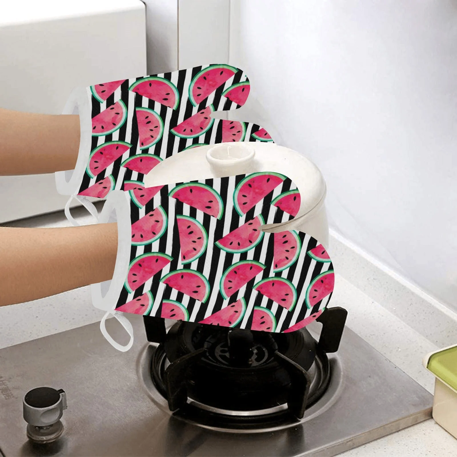 Watercolor Paint Textured Watermelon Pieces Heat Resistant Oven Mitts Pot Holders Set Watercolor Paint Textured Watermelon Pieces Heat Resistant Oven Mitts Pot Holders Set