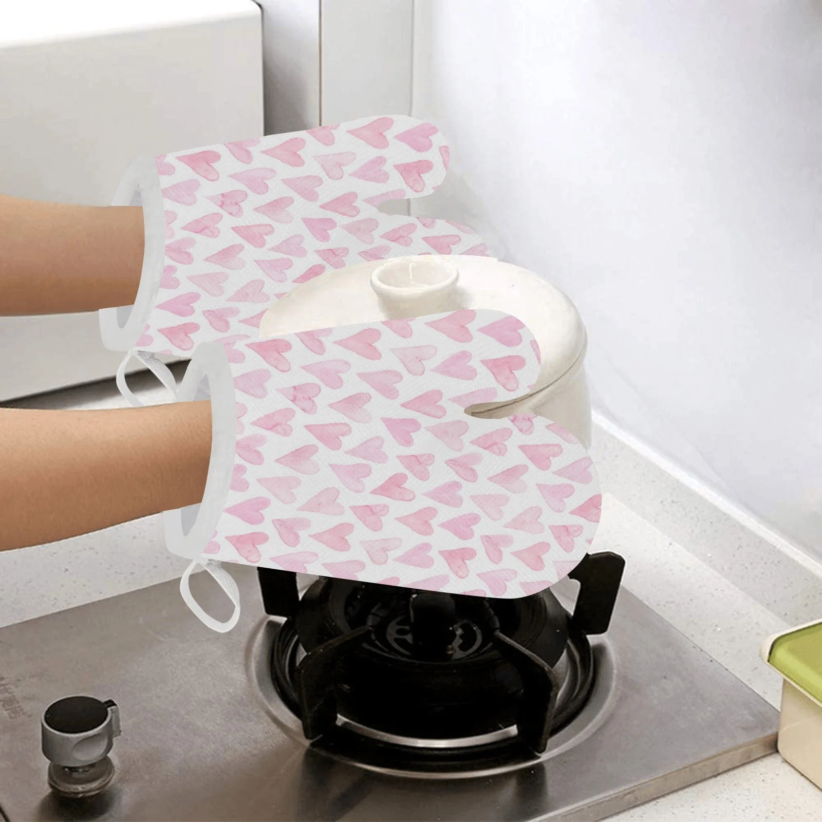 Watercolor Pink Heart Pattern Heat Resistant Oven Mitts Pot Holders Set Watercolor Pink Heart Pattern Heat Resistant Oven Mitts Pot Holders Set