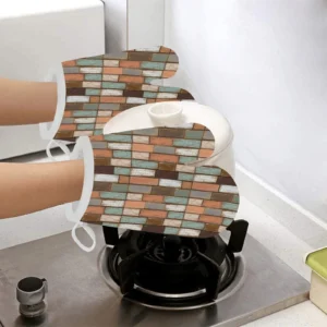 Wood Printed Pattern Print Design 02 Heat Resistant Oven Mitts & Pot Holders Set