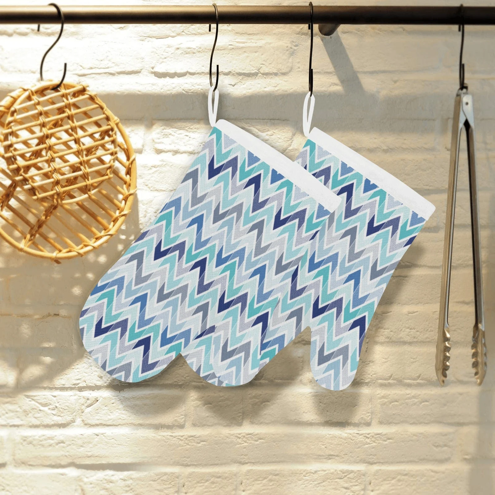 Zigzag Chevron Blue Pattern Heat Resistant Oven Mitts Pot Holders Set Zigzag Chevron Blue Pattern Heat Resistant Oven Mitts Pot Holders Set